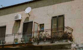 Evden Eve Nakliyat için Kesintisiz İnternet ve Güç Planı