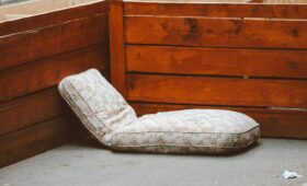 Bahçe Mobilyalarını Evden Eve Nakliyatla Taşıma Rehberi