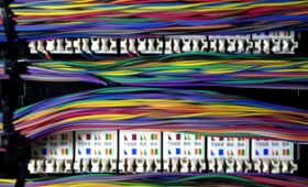 Ofis Kablo Yönetimi: Planlama ve Etiketleme Rehberi